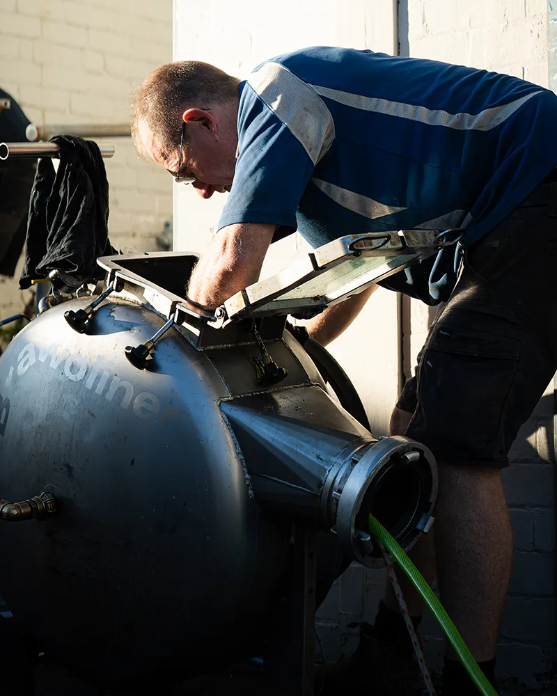 Eastern-Suburbs-relining-a-pipe Eastern Suburbs pipe relining